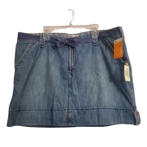 Lee Denim Skort 24W with Blue Belt low waist style, NWT great pockets spring